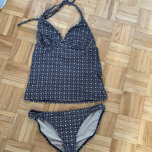 Gap swim suit - Picture 1 of 4